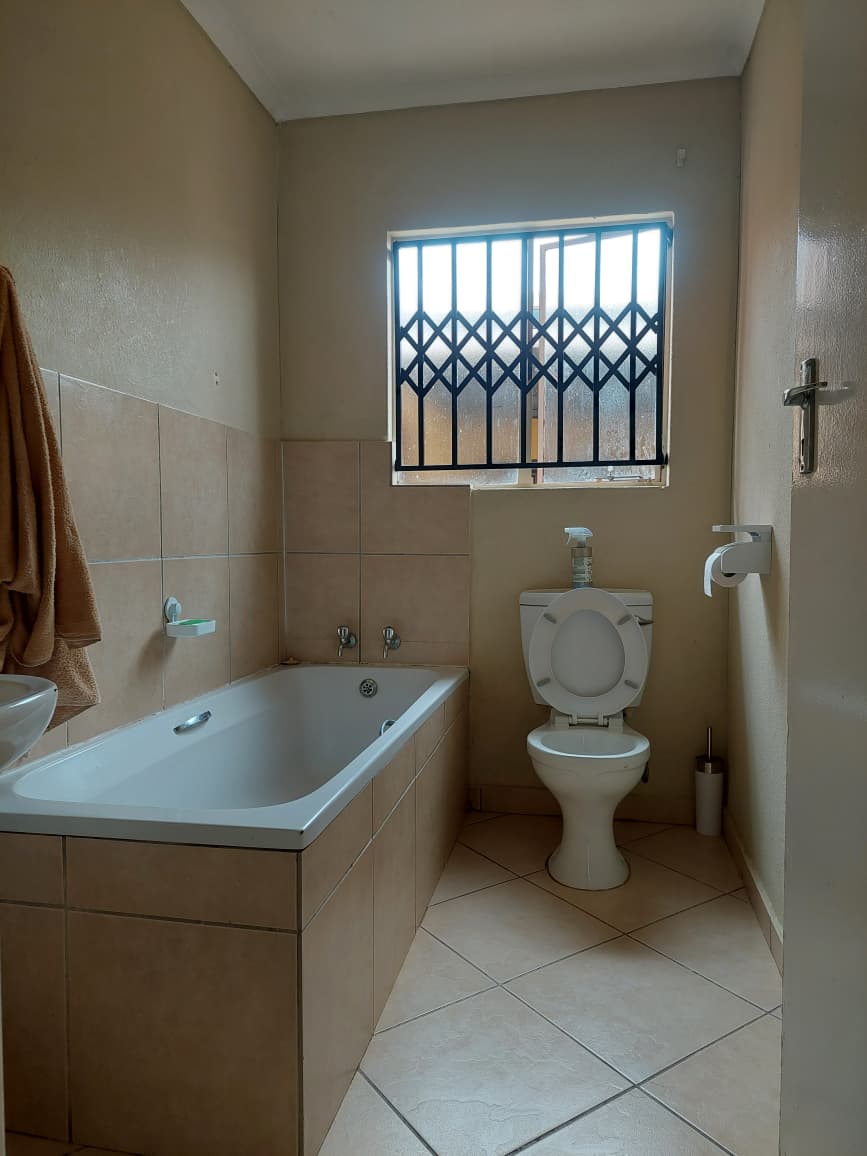 3 Bedroom Property for Sale in Mabopane Unit X Gauteng