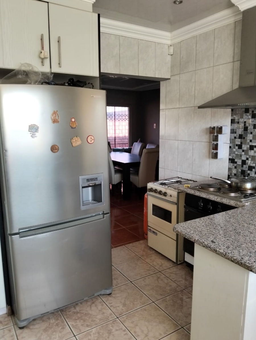 3 Bedroom Property for Sale in Soshanguve P Gauteng