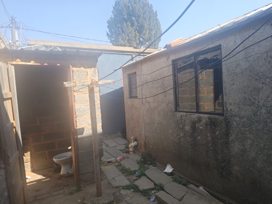 11 Bedroom Property for Sale in Ebony Park Gauteng