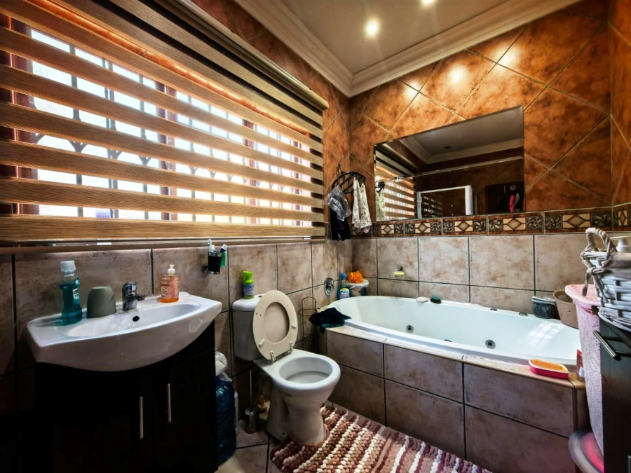 3 Bedroom Property for Sale in Montana Tuine Gauteng