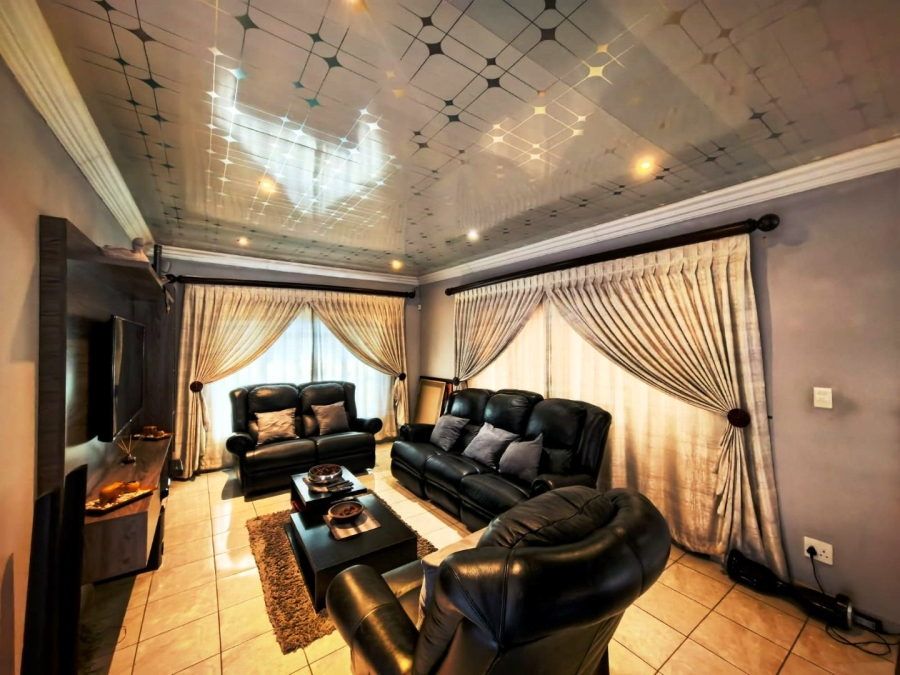 3 Bedroom Property for Sale in Montana Tuine Gauteng