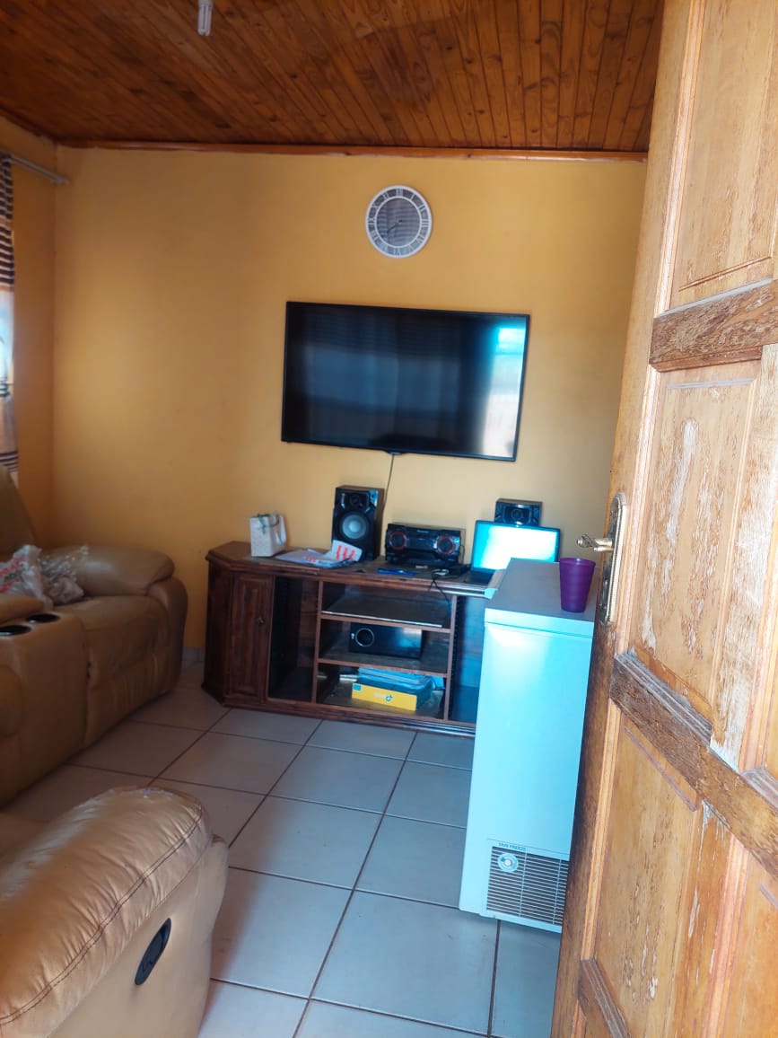 3 Bedroom Property for Sale in Soshanguve FF Gauteng