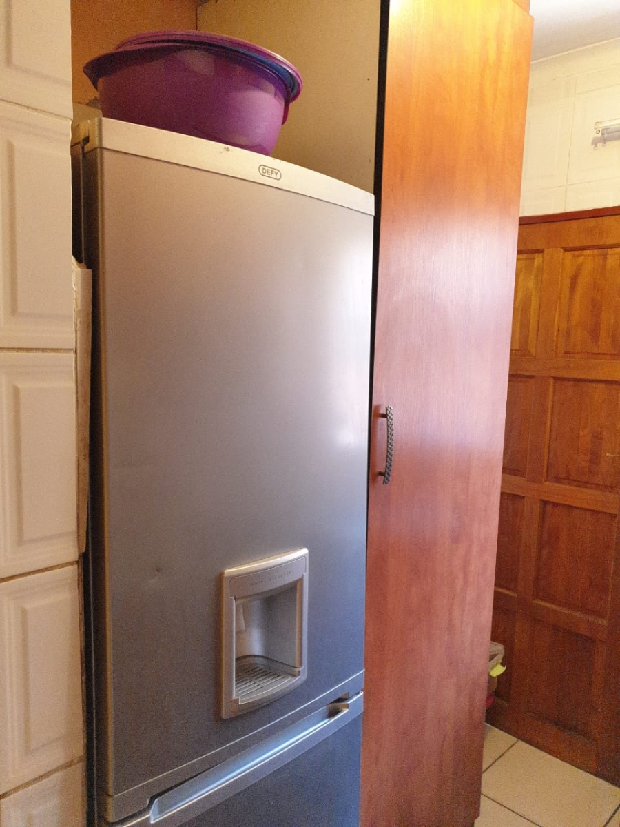 3 Bedroom Property for Sale in Soshanguve FF Gauteng