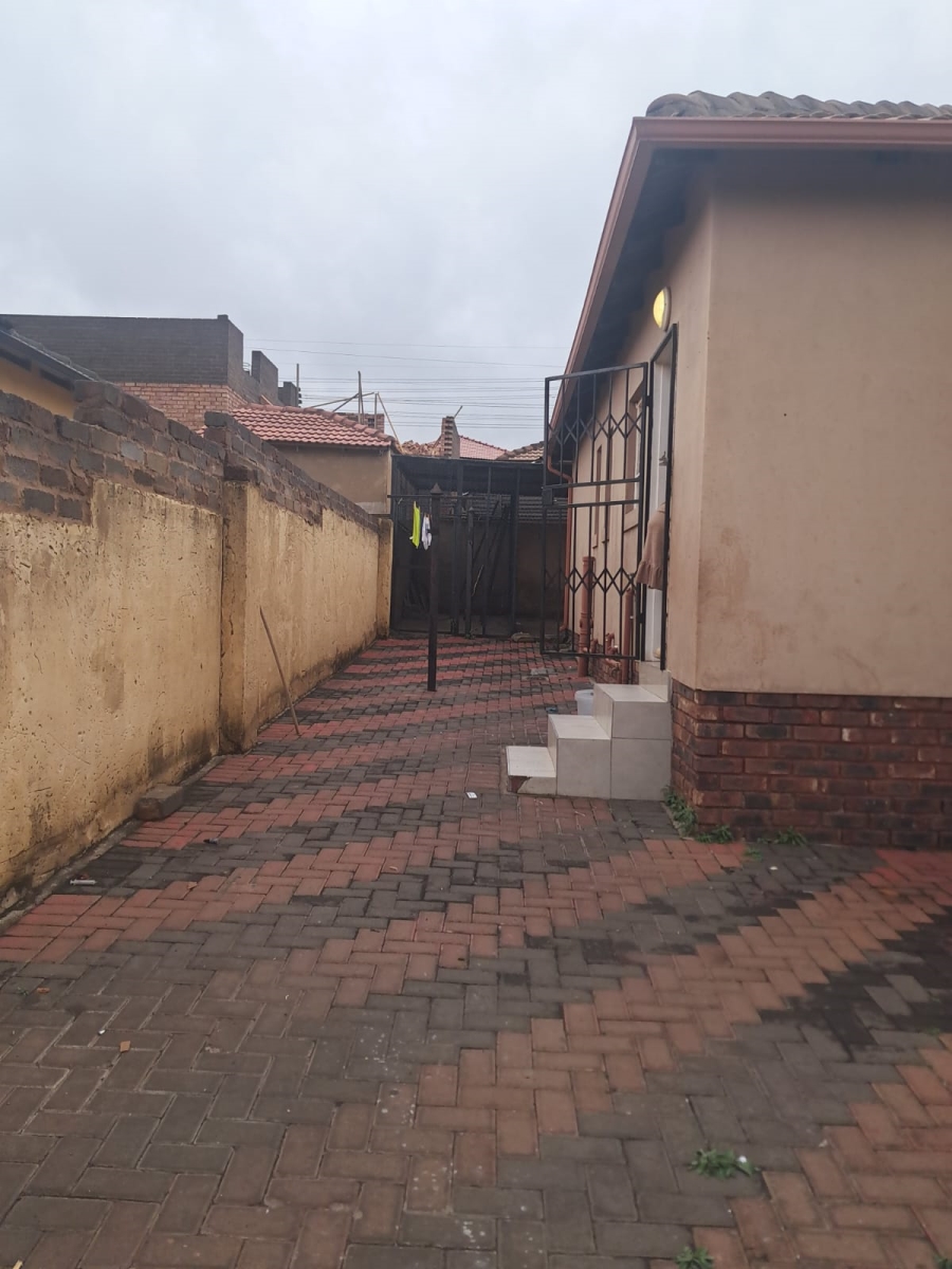 3 Bedroom Property for Sale in Atteridgeville Gauteng