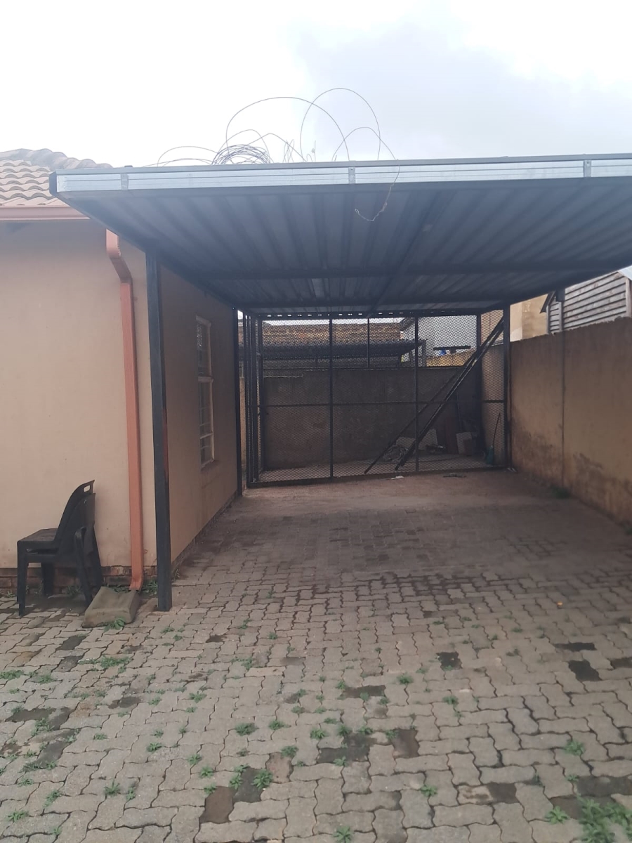 3 Bedroom Property for Sale in Atteridgeville Gauteng