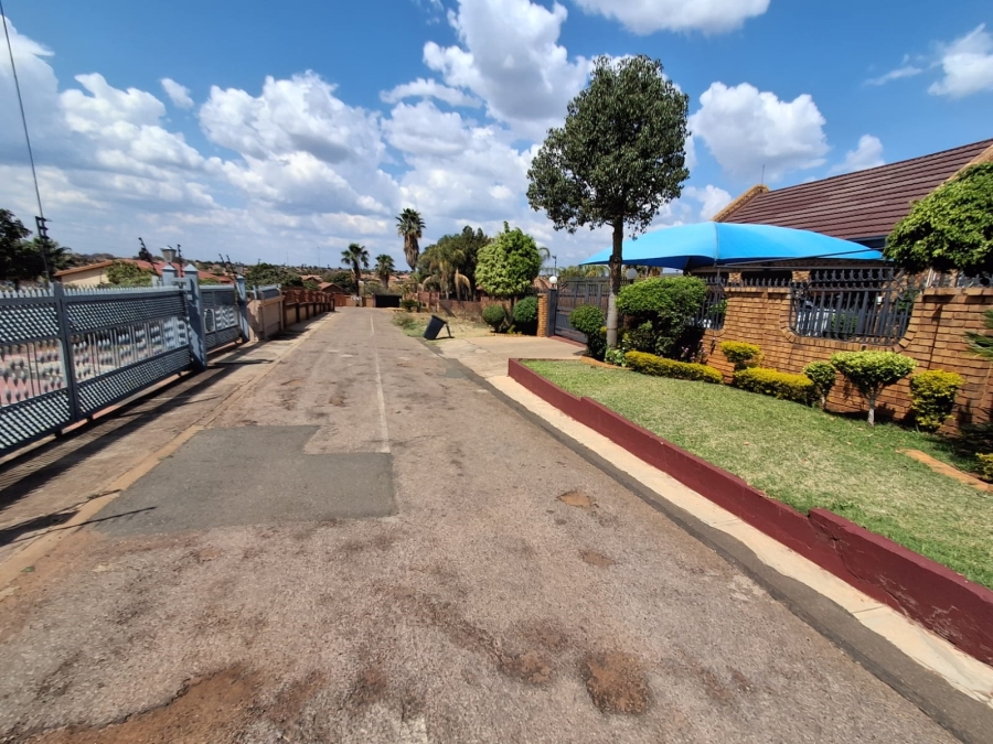 0 Bedroom Property for Sale in Soshanguve DD Gauteng