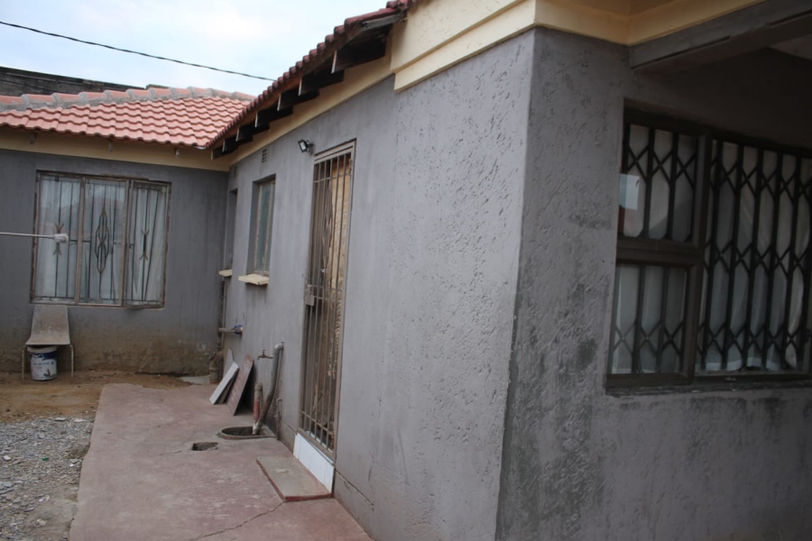 3 Bedroom Property for Sale in Dobsonville Ext 4 Gauteng