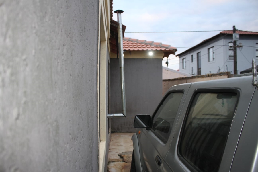 3 Bedroom Property for Sale in Dobsonville Ext 4 Gauteng