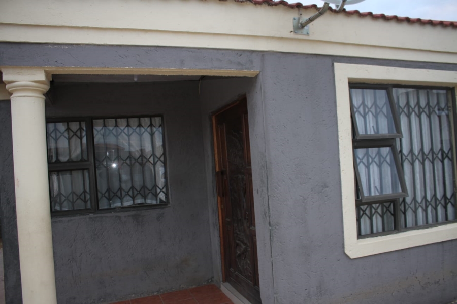 3 Bedroom Property for Sale in Dobsonville Ext 4 Gauteng