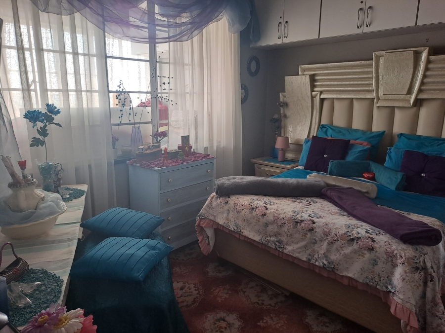 1 Bedroom Property for Sale in Springs Central Gauteng