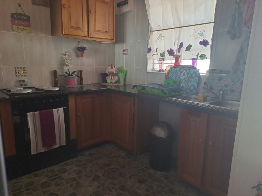 1 Bedroom Property for Sale in Springs Central Gauteng