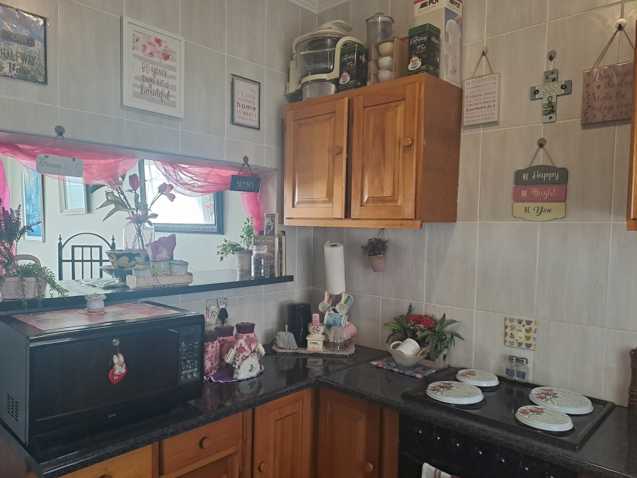 1 Bedroom Property for Sale in Springs Central Gauteng