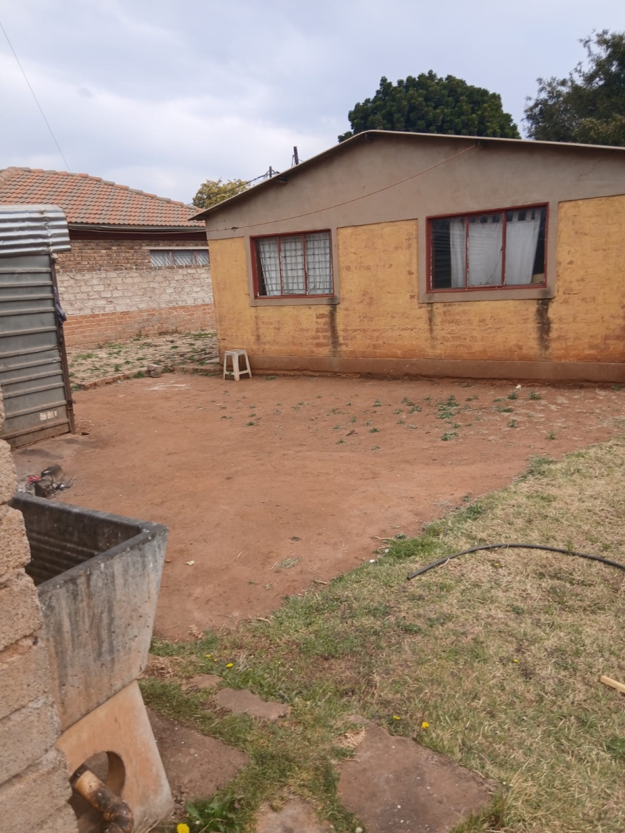 2 Bedroom Property for Sale in Soshanguve South Ext 4 Gauteng