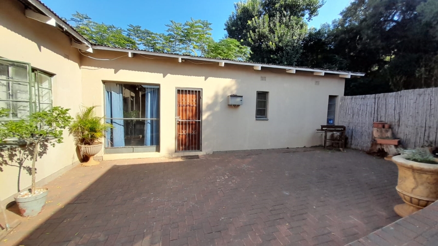 To Let 4 Bedroom Property for Rent in Mountain View Gauteng