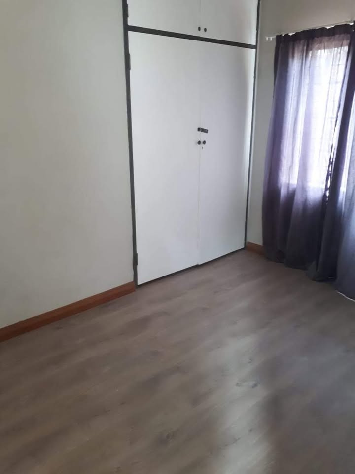 To Let 4 Bedroom Property for Rent in Mountain View Gauteng