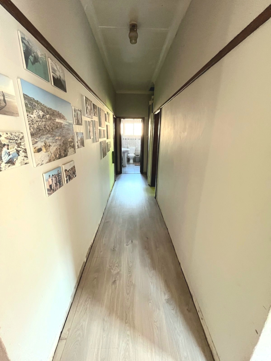 To Let 4 Bedroom Property for Rent in Mountain View Gauteng