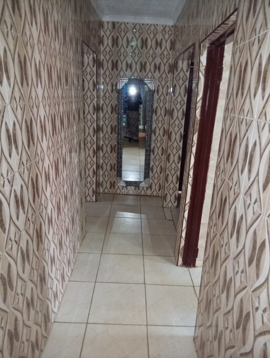 8 Bedroom Property for Sale in Klipgat Gauteng