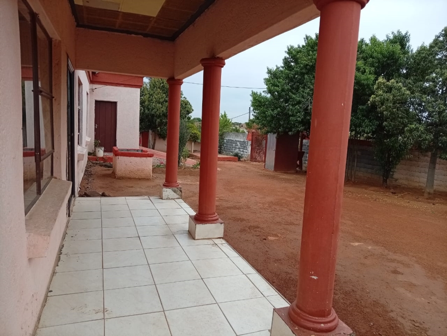 8 Bedroom Property for Sale in Klipgat Gauteng