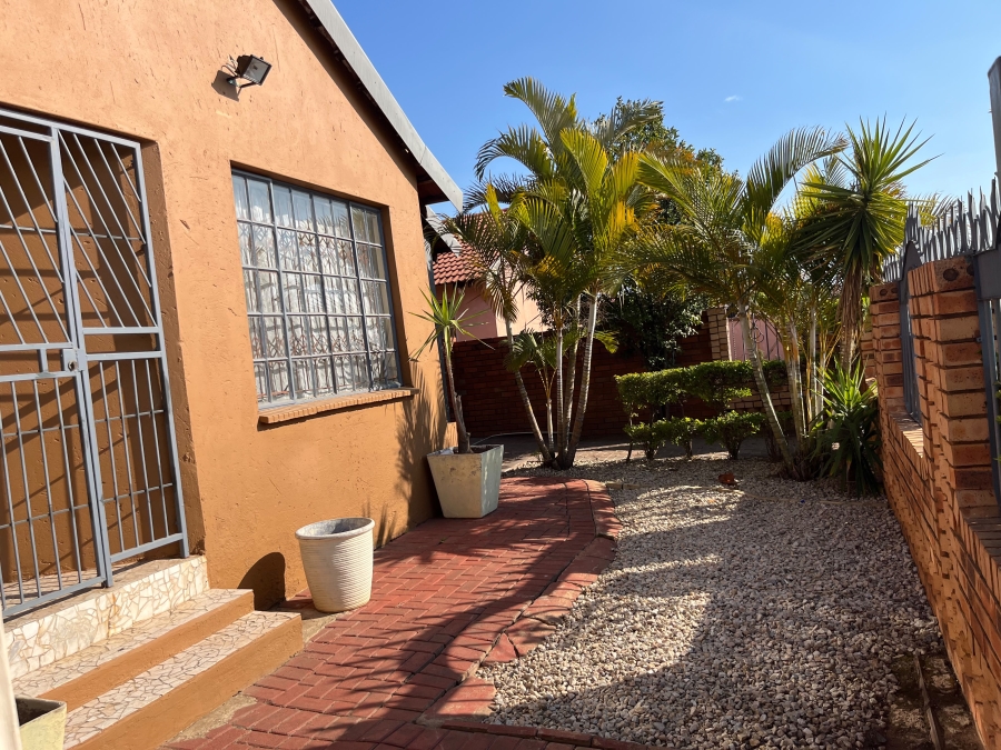 3 Bedroom Property for Sale in Mabopane Gauteng