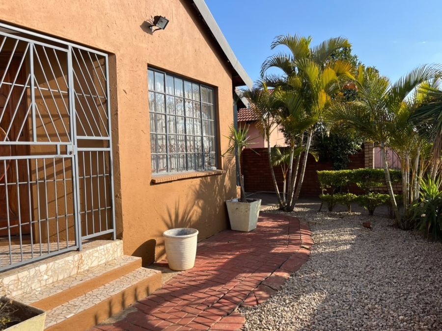 3 Bedroom Property for Sale in Mabopane Gauteng