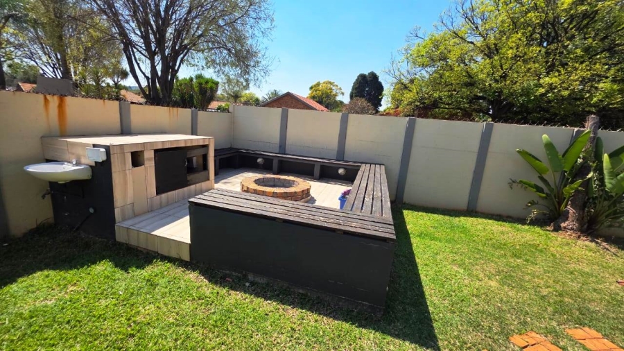 3 Bedroom Property for Sale in Doornpoort Gauteng