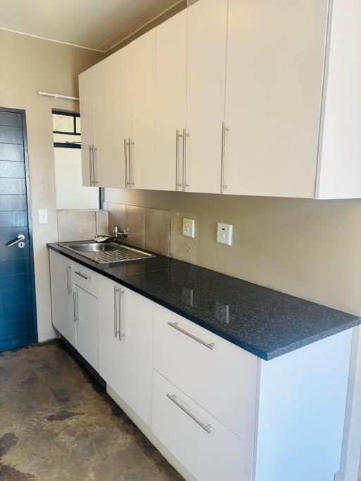 2 Bedroom Property for Sale in Fleurhof Gauteng