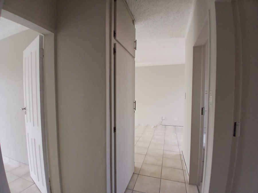 1 Bedroom Property for Sale in Doringkloof Gauteng