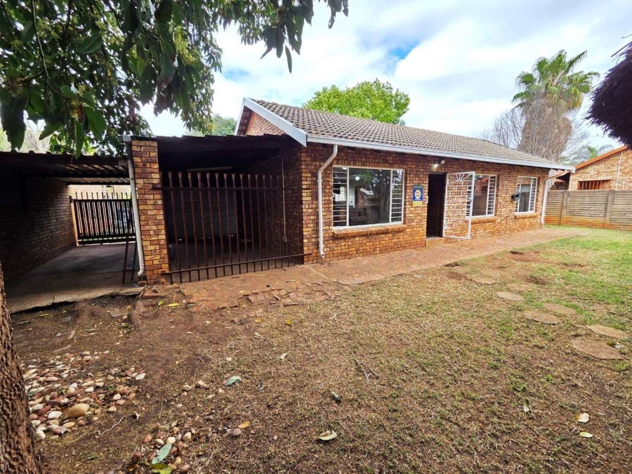 2 Bedroom Property for Sale in Doornpoort Gauteng