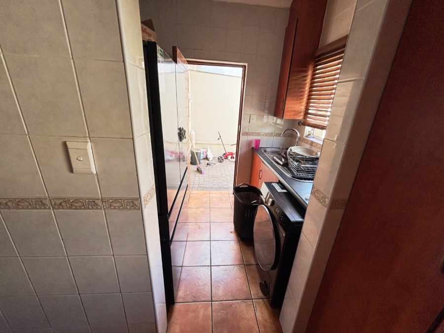 3 Bedroom Property for Sale in Magalieskruin Gauteng