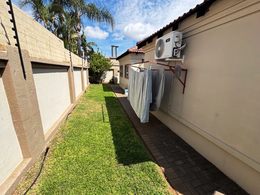 3 Bedroom Property for Sale in Magalieskruin Gauteng