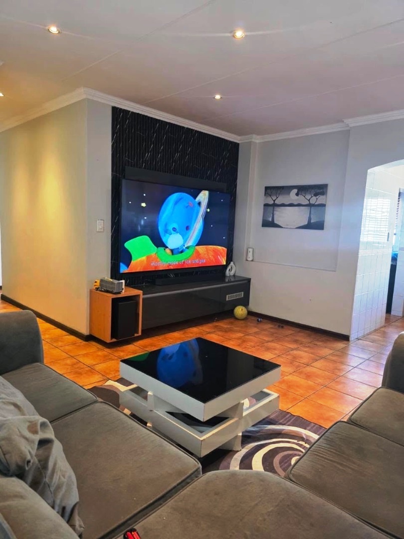3 Bedroom Property for Sale in Magalieskruin Gauteng