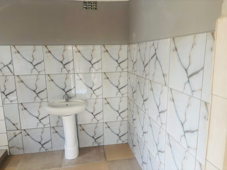 To Let 1 Bedroom Property for Rent in Florida Gauteng