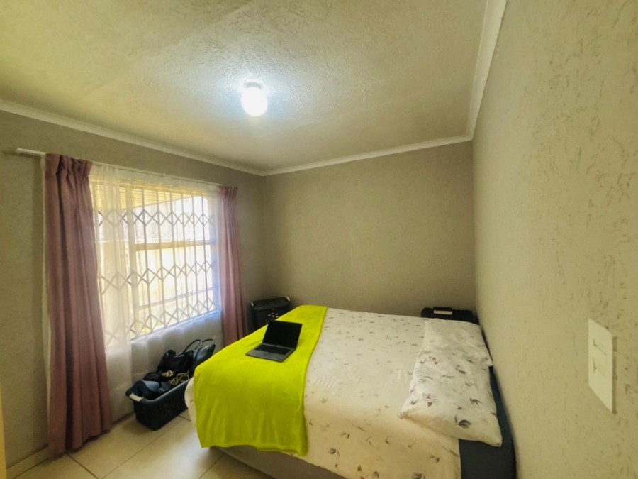 3 Bedroom Property for Sale in Fleurhof Gauteng