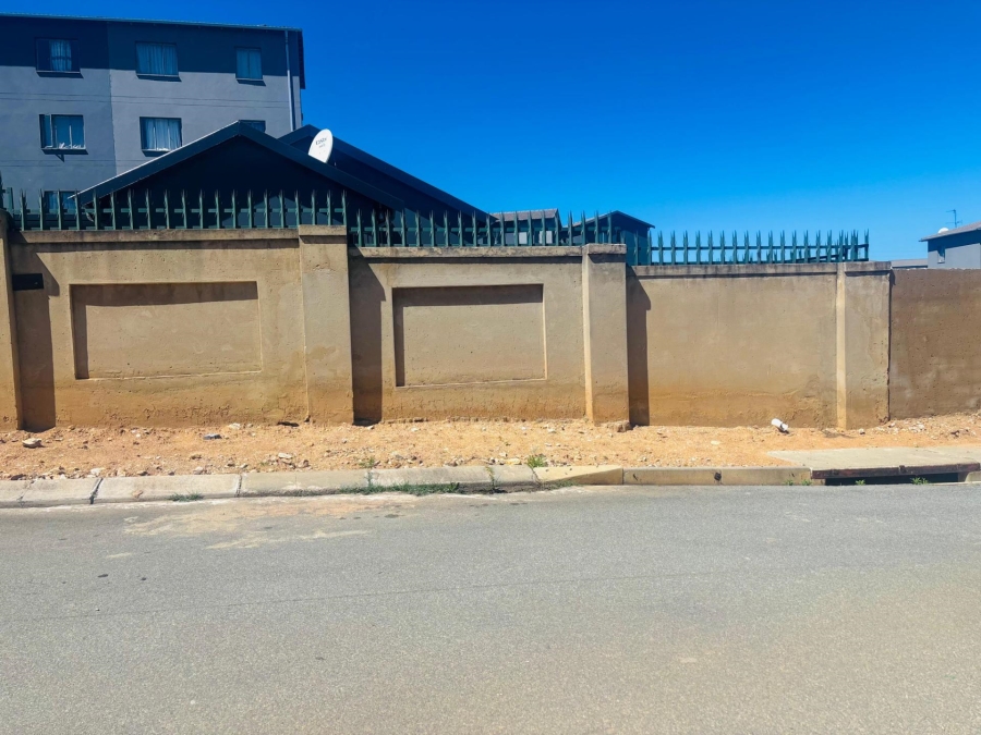 3 Bedroom Property for Sale in Fleurhof Gauteng