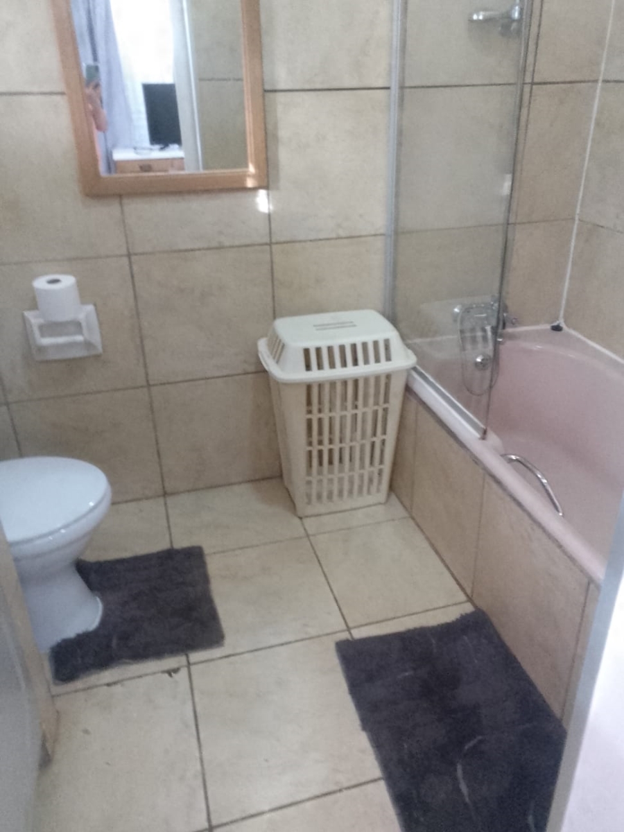 To Let 1 Bedroom Property for Rent in The Reeds Gauteng