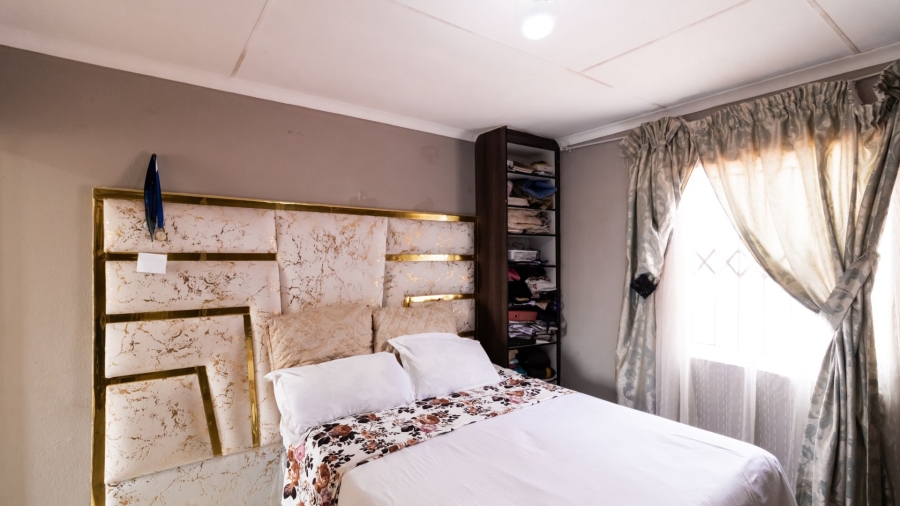 3 Bedroom Property for Sale in Blue Hills Gauteng