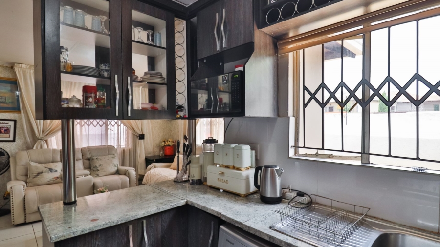 3 Bedroom Property for Sale in Blue Hills Gauteng