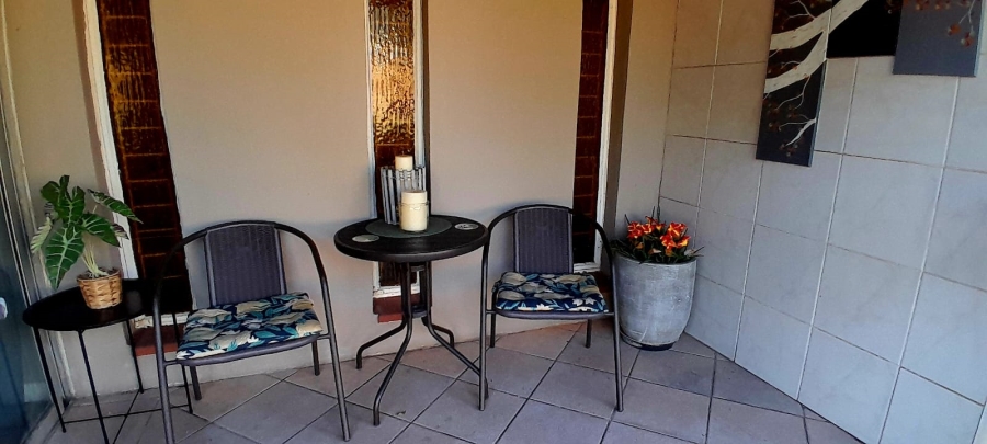1 Bedroom Property for Sale in Wierdapark Gauteng