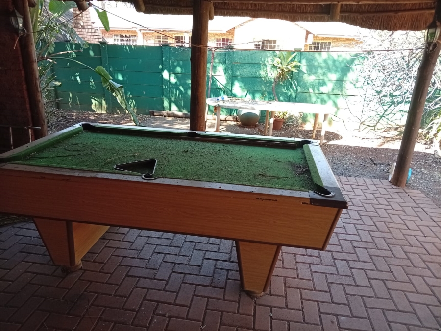 4 Bedroom Property for Sale in Doornpoort and surrounds Gauteng