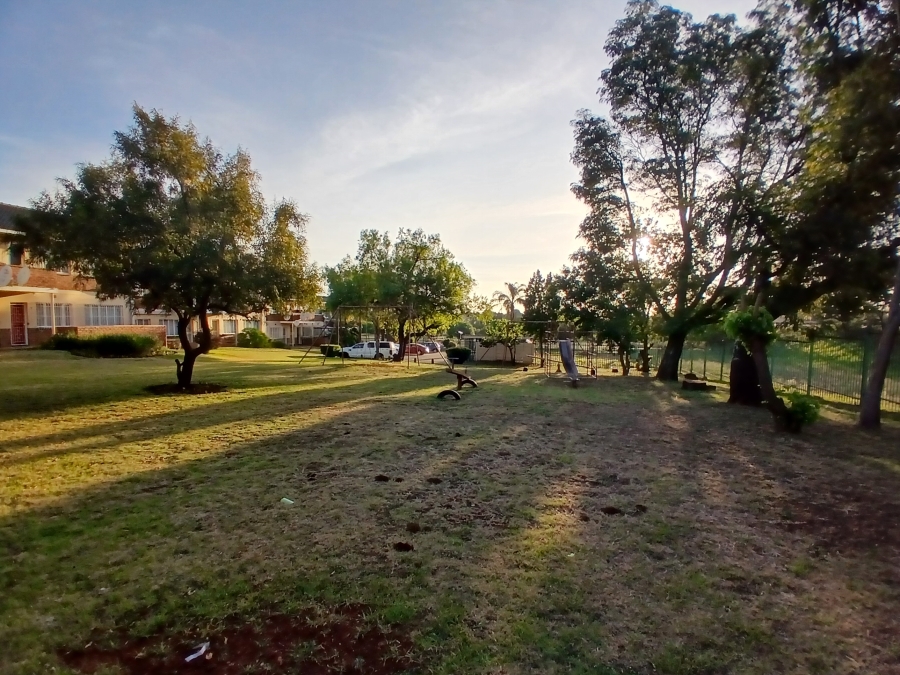 2 Bedroom Property for Sale in Lyttelton Manor Gauteng