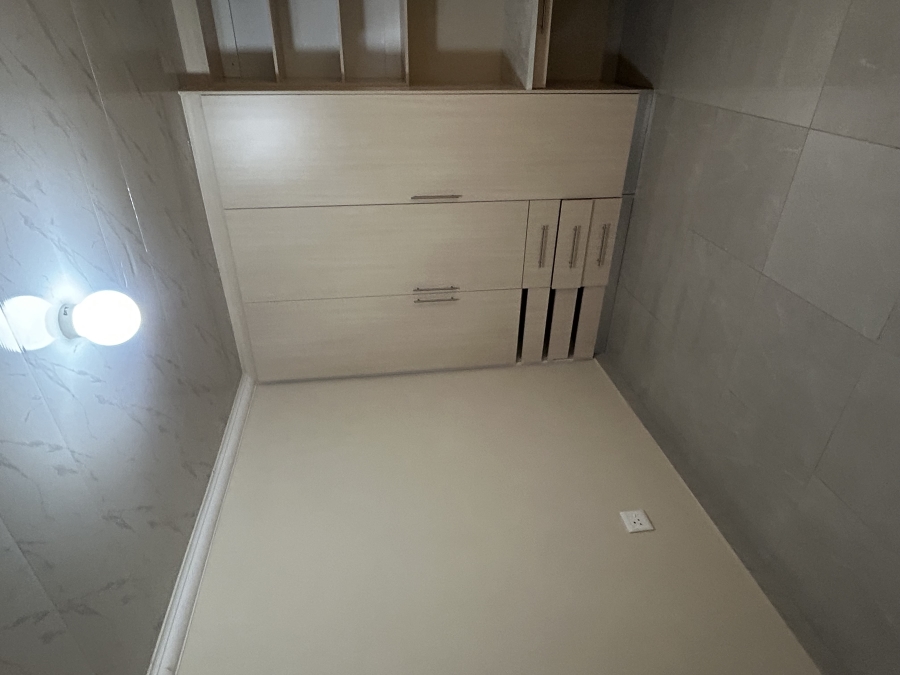 2 Bedroom Property for Sale in Brackendowns Gauteng