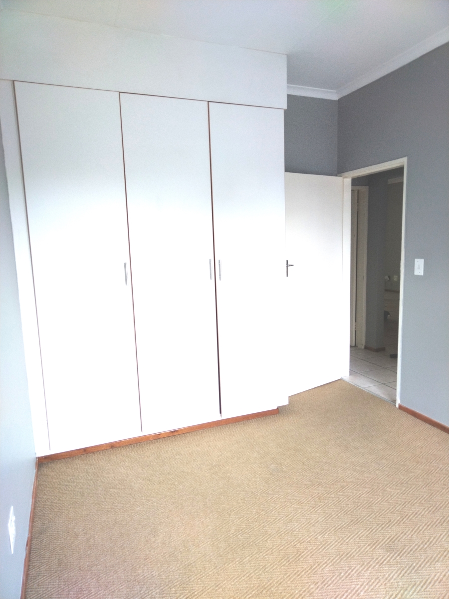 2 Bedroom Property for Sale in Sharonlea Gauteng
