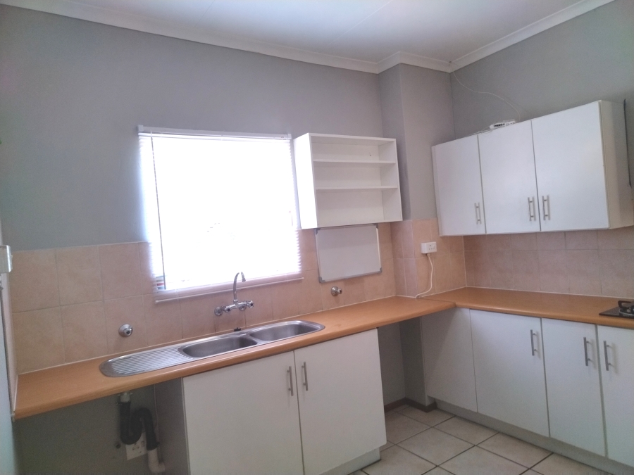 2 Bedroom Property for Sale in Sharonlea Gauteng