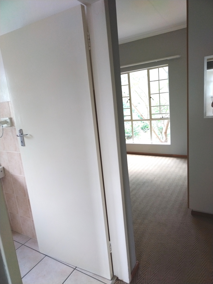 2 Bedroom Property for Sale in Sharonlea Gauteng