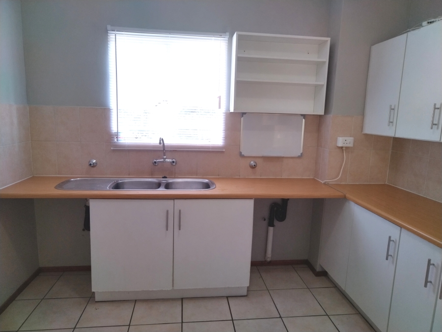 2 Bedroom Property for Sale in Sharonlea Gauteng