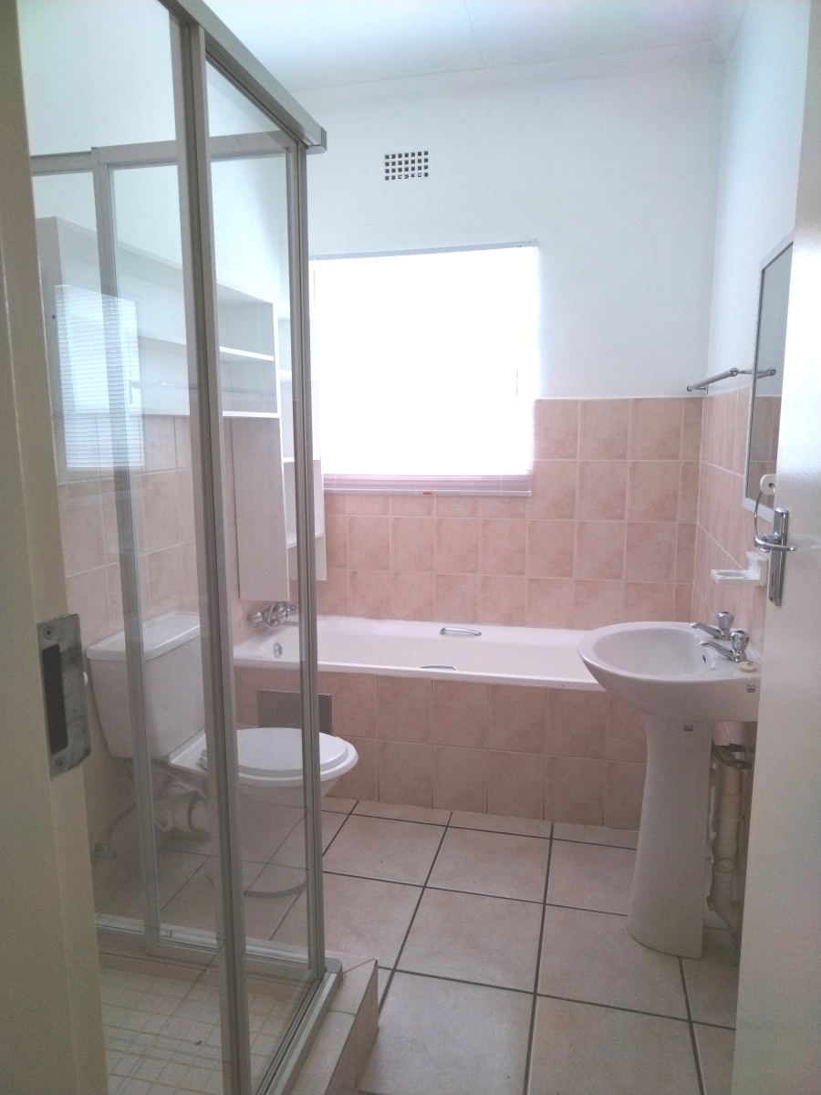 2 Bedroom Property for Sale in Sharonlea Gauteng