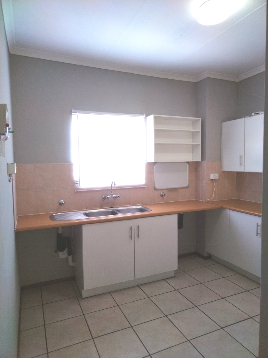 2 Bedroom Property for Sale in Sharonlea Gauteng