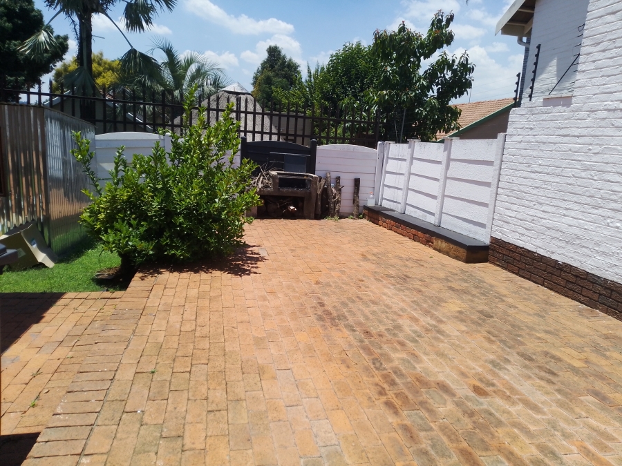 3 Bedroom Property for Sale in Blairgowrie Gauteng
