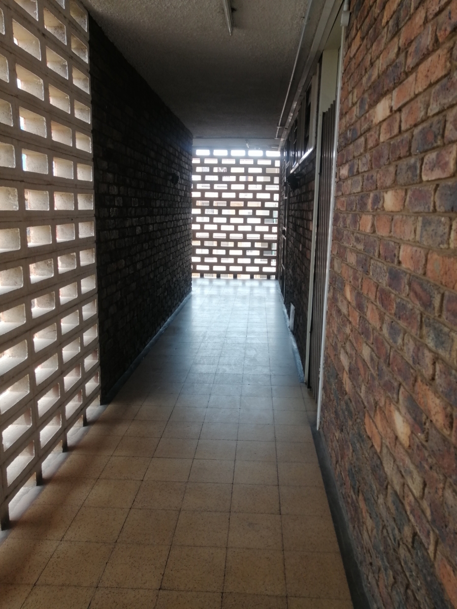 To Let 1 Bedroom Property for Rent in Arcadia Gauteng