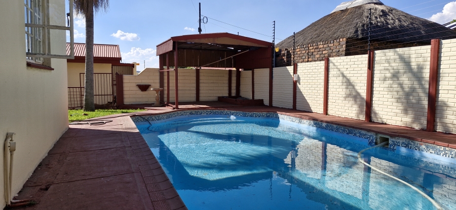 3 Bedroom Property for Sale in West Park Gauteng